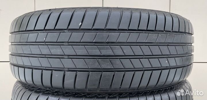 Bridgestone Turanza T005 225/60 R17