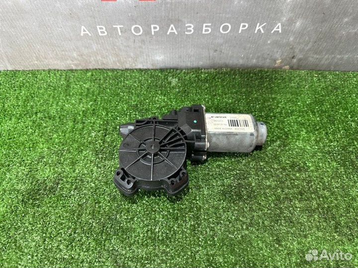 Моторчик стеклоподъёмника передний правый Kia Rio