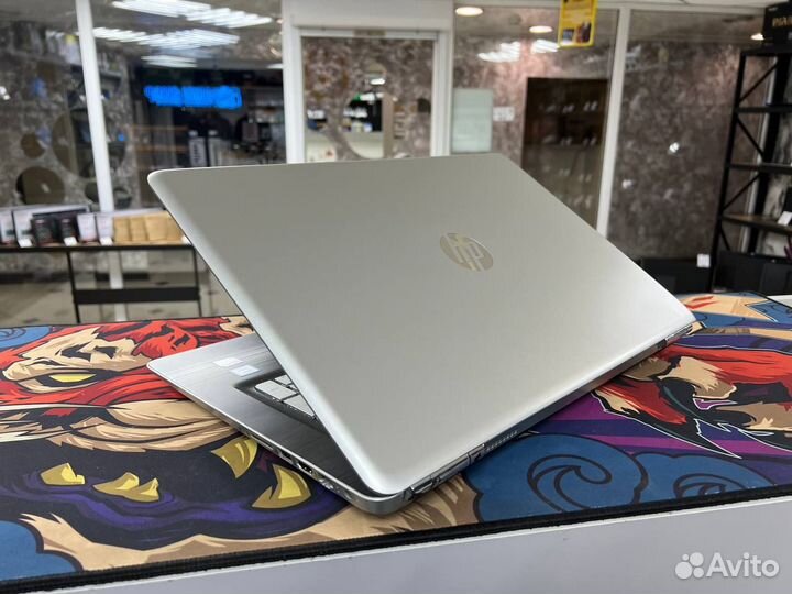 Hp 17.3 i5-7300HQ / 1050 2gb / 16gb /ssd+hdd