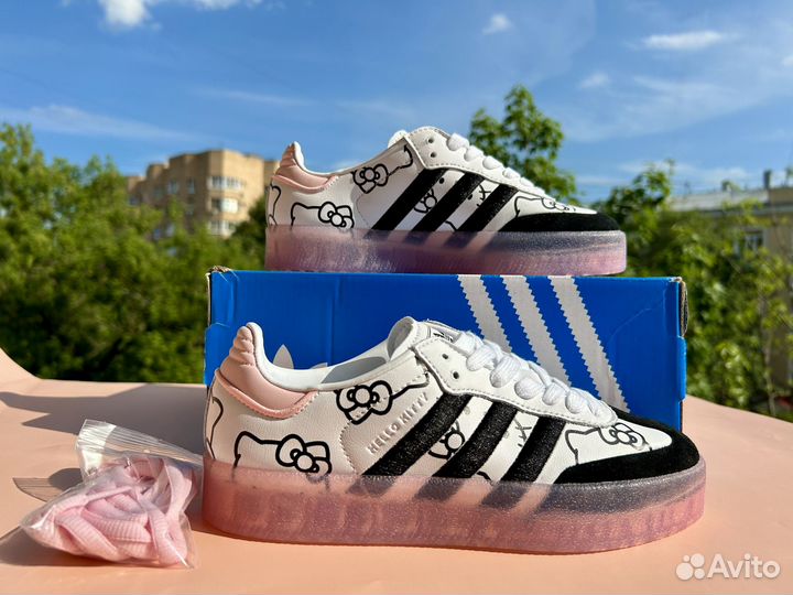 Adidas samba x hello kitty