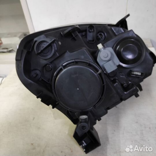 Фара с корректором левая nissan Qashqai 2006-2009