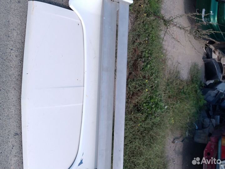 Спойлер nissan skyline