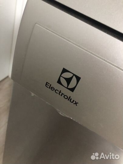 Посудомоечная машина Electrolux