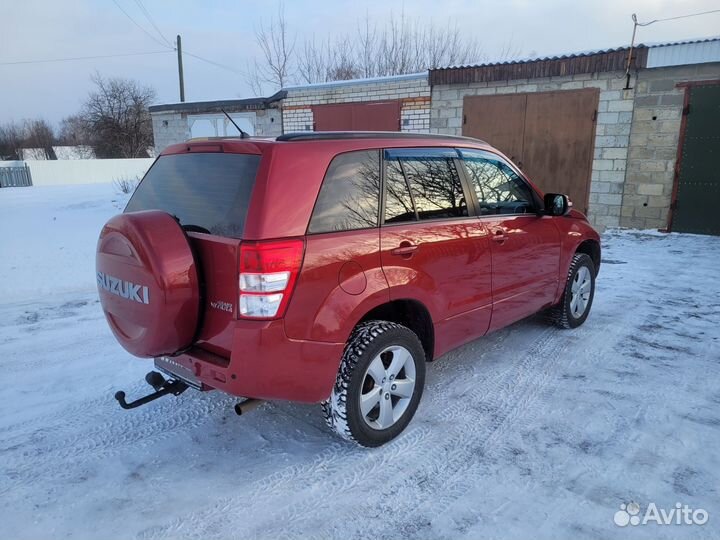 Suzuki Grand Vitara 2.4 AT, 2011, 182 500 км