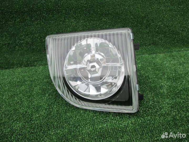 Туманка левая Nissan R'nessa N30