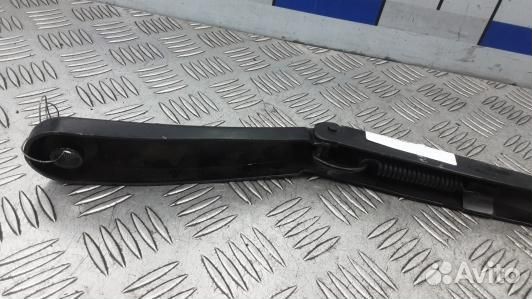 Щеткодержатель лобового стекла BMW 5 F10/F11 (81Z1