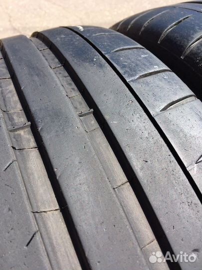 Michelin Pilot Sport 4 S 235/35 R20 и 265/35 R20