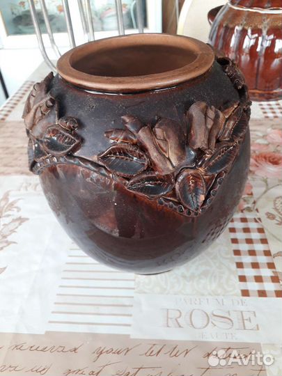 Подсвечники, посуда и орел