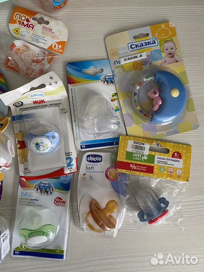 Погремушка соска пустышка бутылочка
