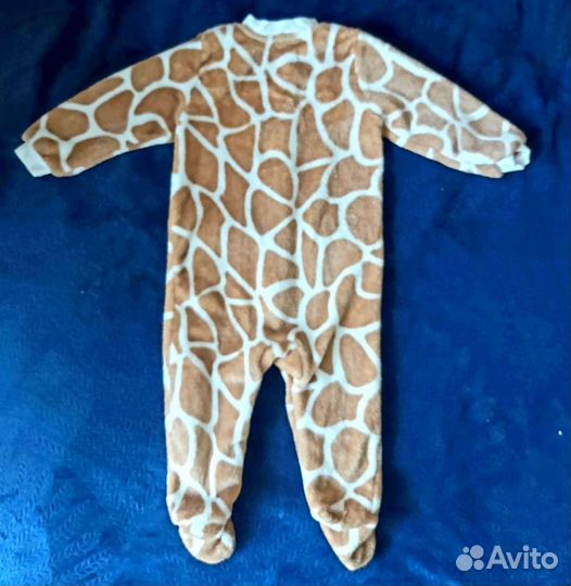 Детский комбинезон и шапка