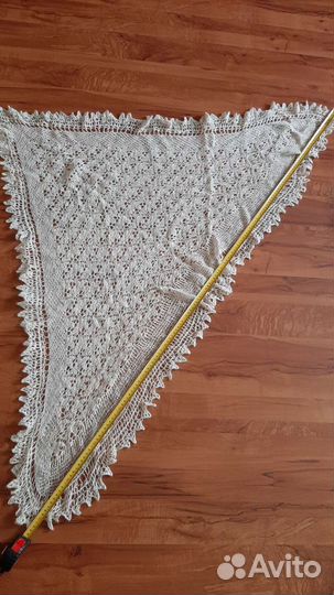 Пуховый платок шаль