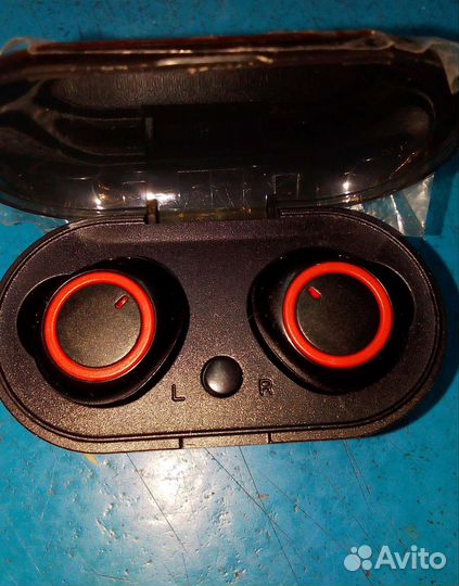 Беспроводные наушники