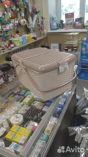 Переноска для кошек пластиковая