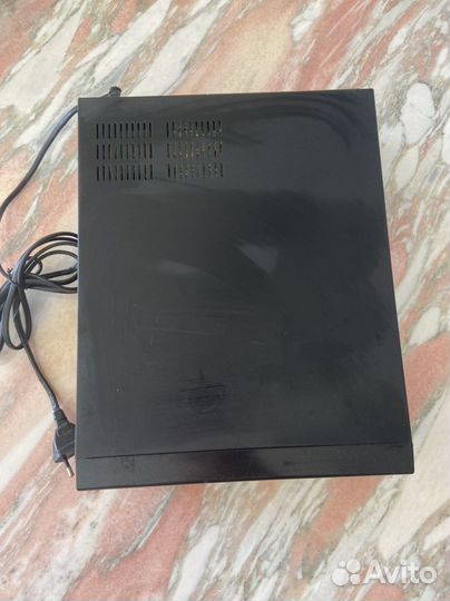 Видеомагнитофон Supra