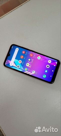 Телефон bq 6040l