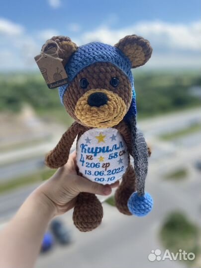 Вязаные игрушки мишки с метрикой