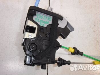 Замок двери задней левой