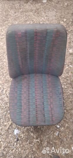 Сиденье водительское mercedes 814