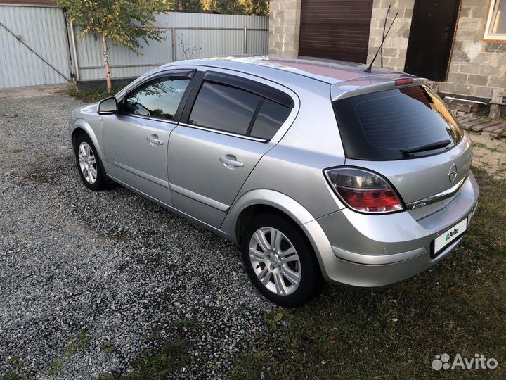 Opel Astra 1.6 AMT, 2012, 138 000 км