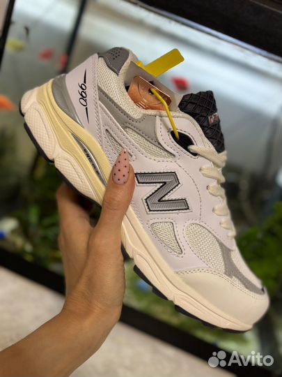 Кроссовки New balance женские