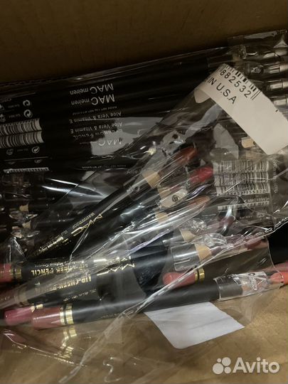 Карандаши для губ, глаз miss tais и MAC