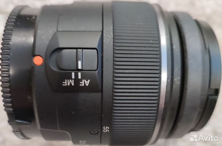 Объектив Sony SAL1855
