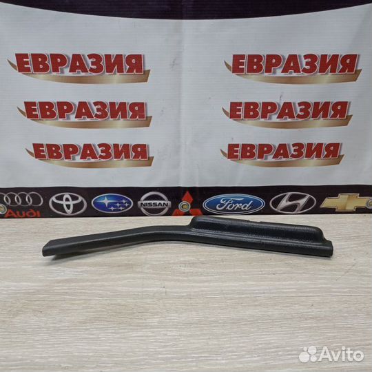 Накладка на порог задняя левая Toyota Duet M110A