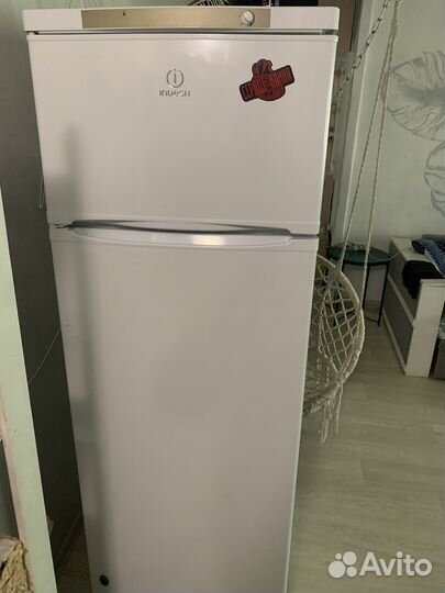 Холодильник бу