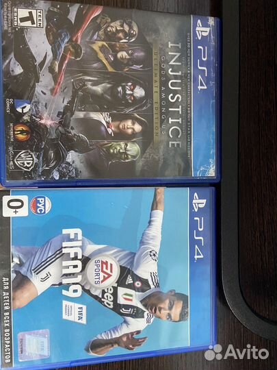 В идеально состоянии диски на PS4