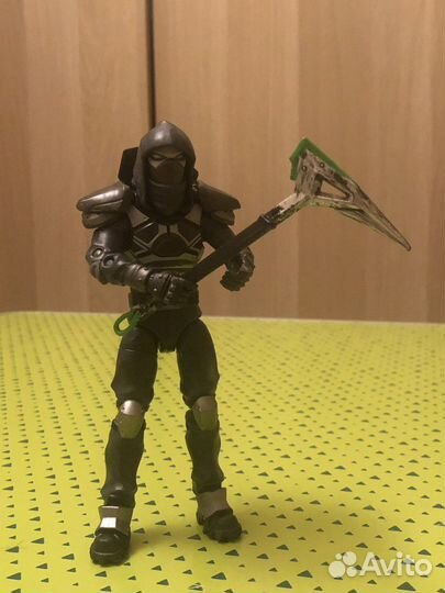 Фигурка по фортнайту