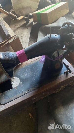 Швейная машина