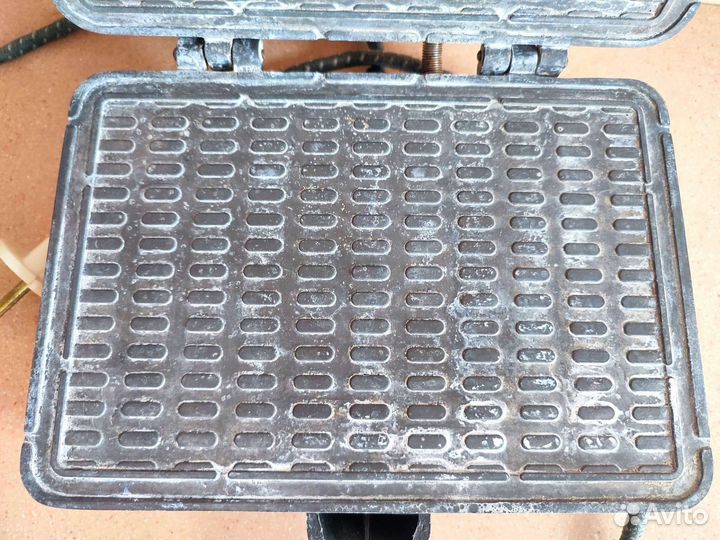 Электровафельница СССР б/у рабочая