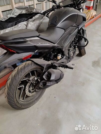 Bajaj Dominar D 400