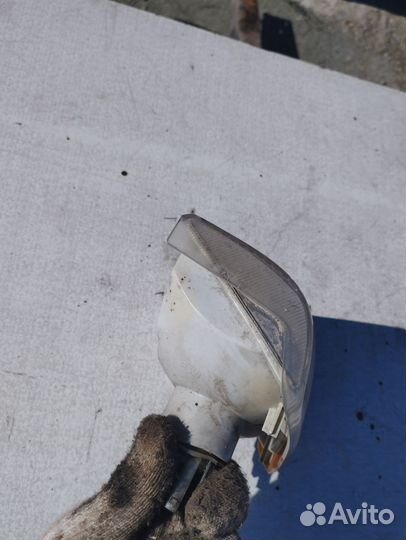 Указатель поворота правый vоlvo 760 вольво 760