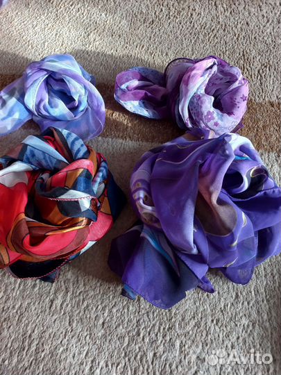 Набор шапочка, шарфик, перчатки