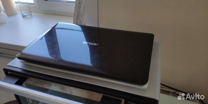 Игровой ноутбук Asus x556u I5, Geforce 940m