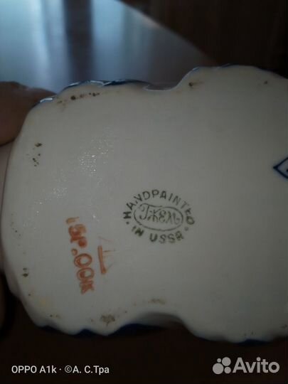 Фарфоровая шкатулка из Гжели 