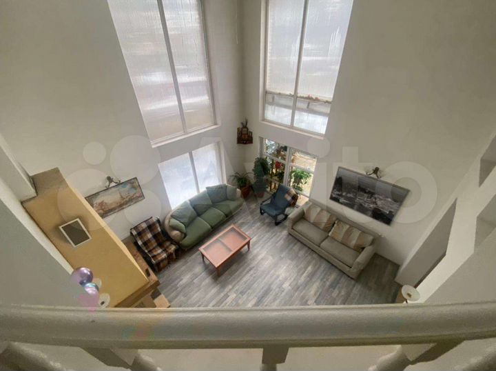 Коттедж 200 м² на участке 12 сот.