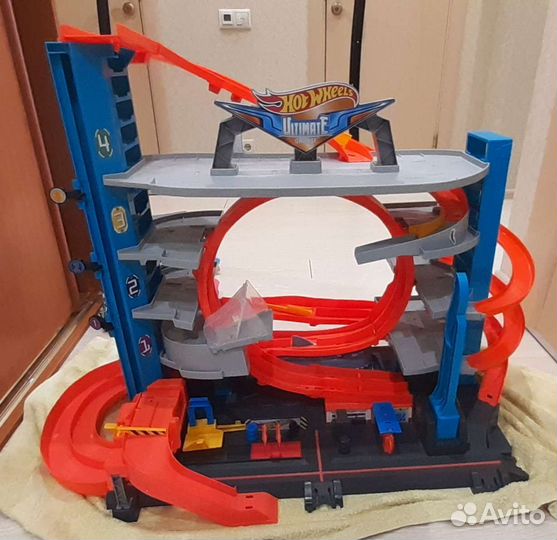 Hot wheels трек Акула