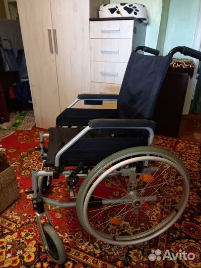 Кресло-коляска инвалидная б/у