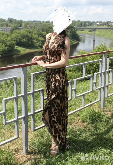 Платье женское