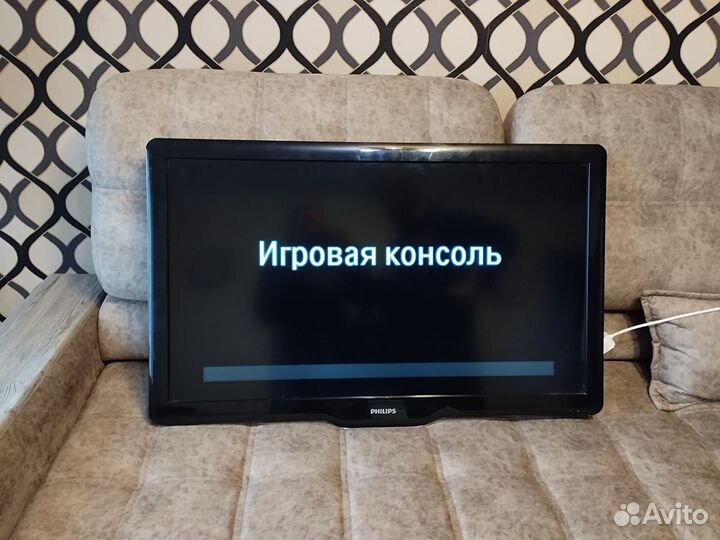 Телевизор 42 диагональ с кронштейном