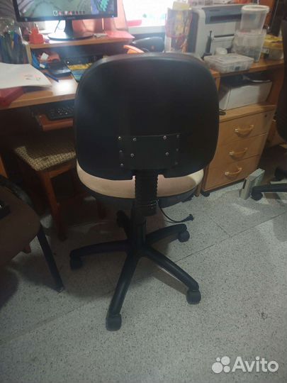 Компьютерное кресло