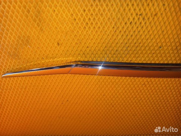 Накладка крышки багажника Mazda 6