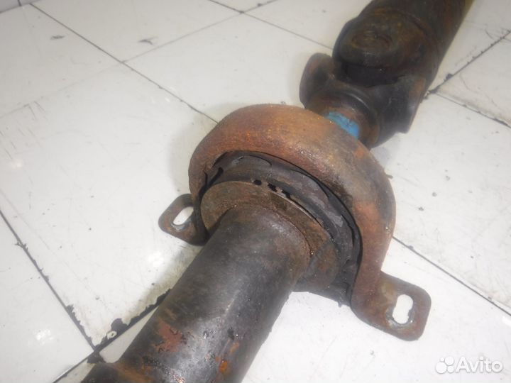 Карданный вал задний Volkswagen Amarok