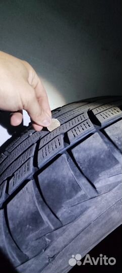 Bridgestone Blizzak DM-V2 285/60 R18