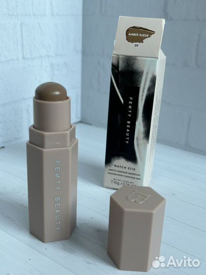 Fenty beauty блеск,контур