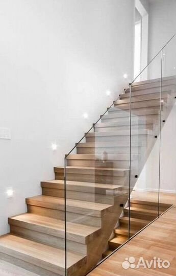 Стеклянные перила для лестниц