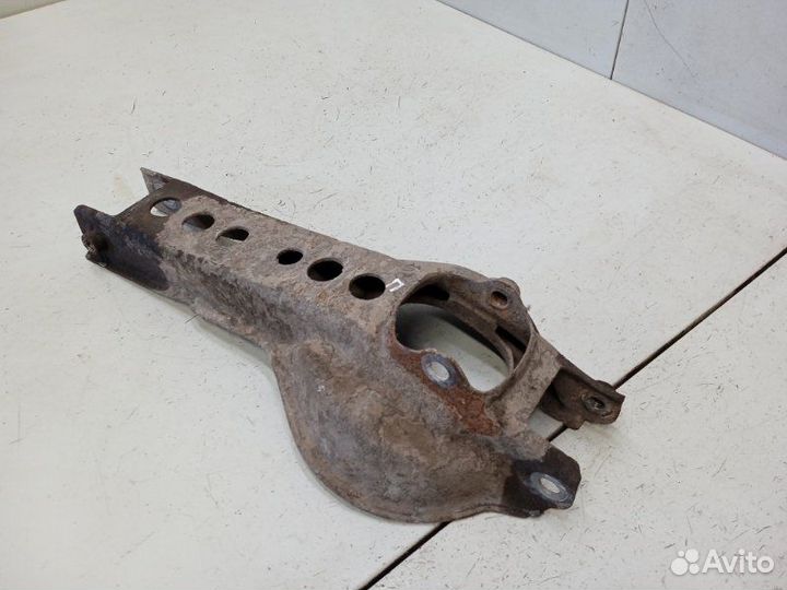 Рычаг задний правый нижний Volvo S80 2.5 1999