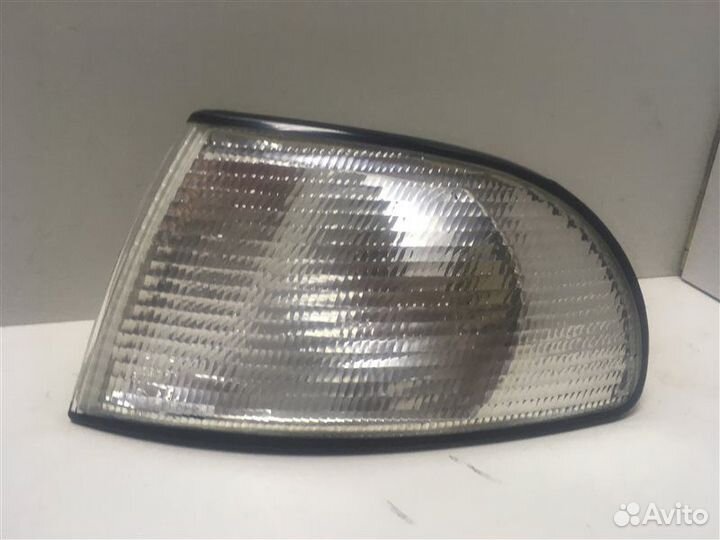 Поворотник левый audi A4 B5 1994-2001